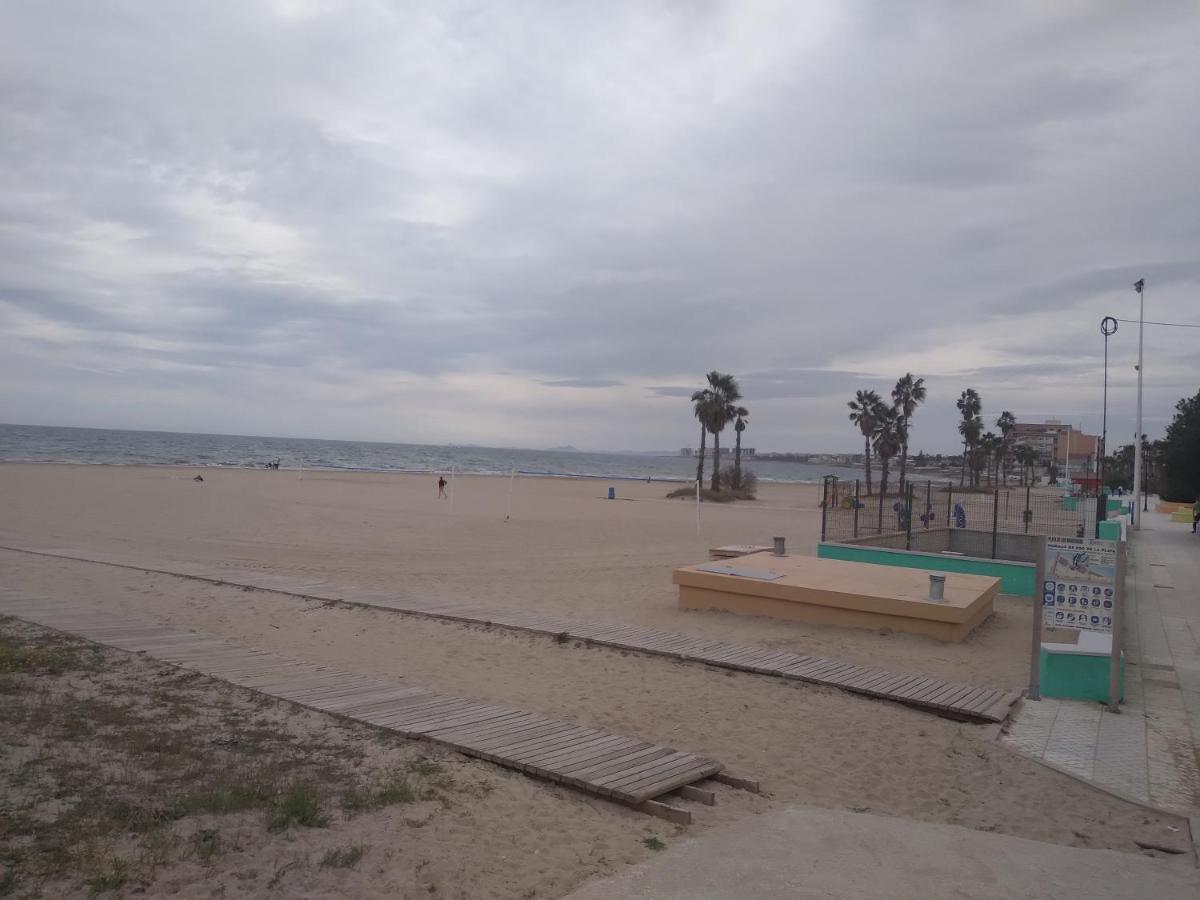 Apartamento En Torrevieja A 50M Playa Exterior photo